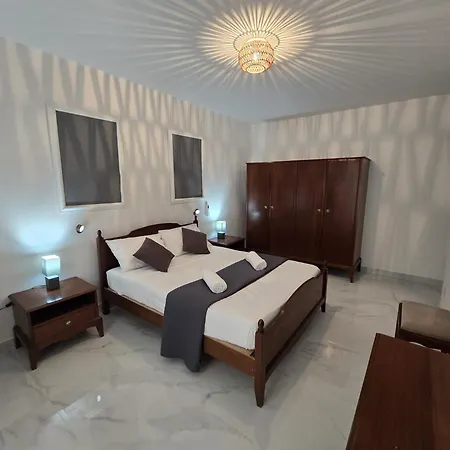 Saphire 182 * סיינט פול ביי