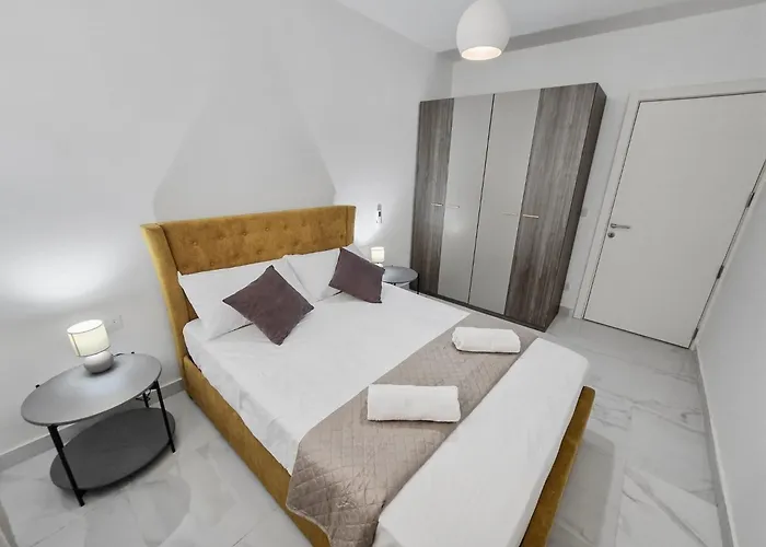 Centrally Located Two Bedroom Apartment